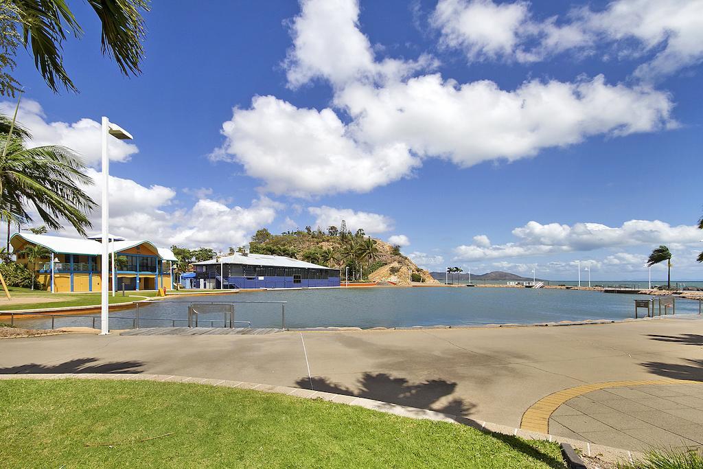 Castle Crest Motel Townsville Exteriér fotografie