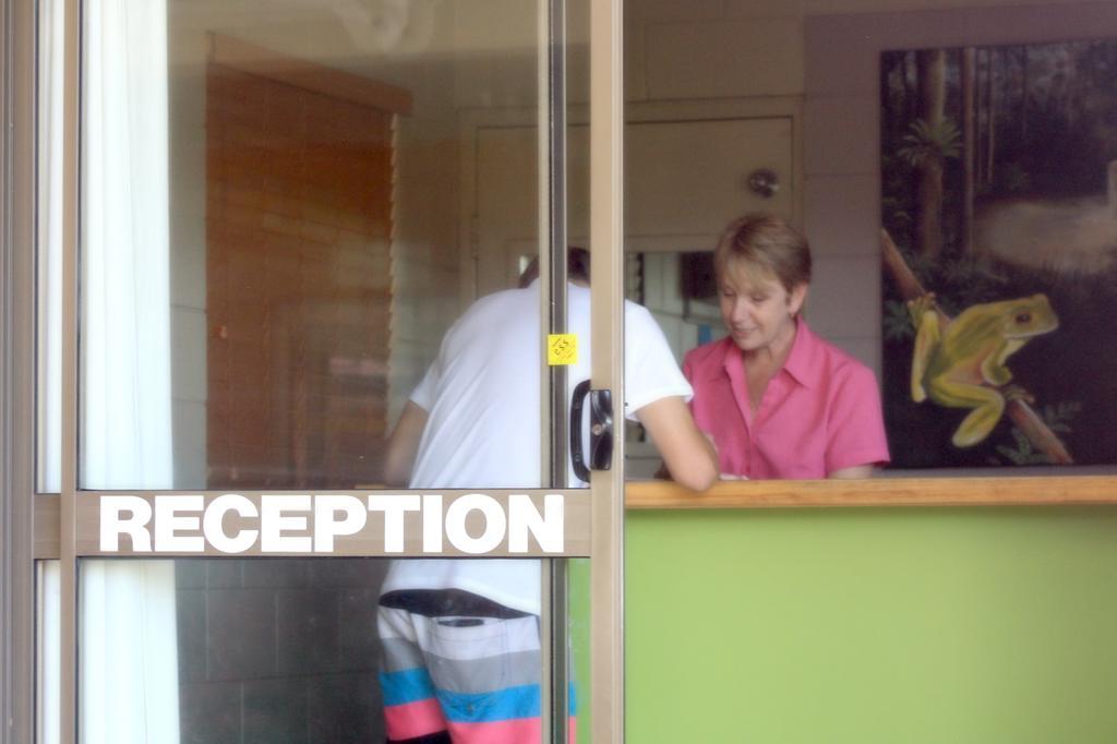 Castle Crest Motel Townsville Exteriér fotografie